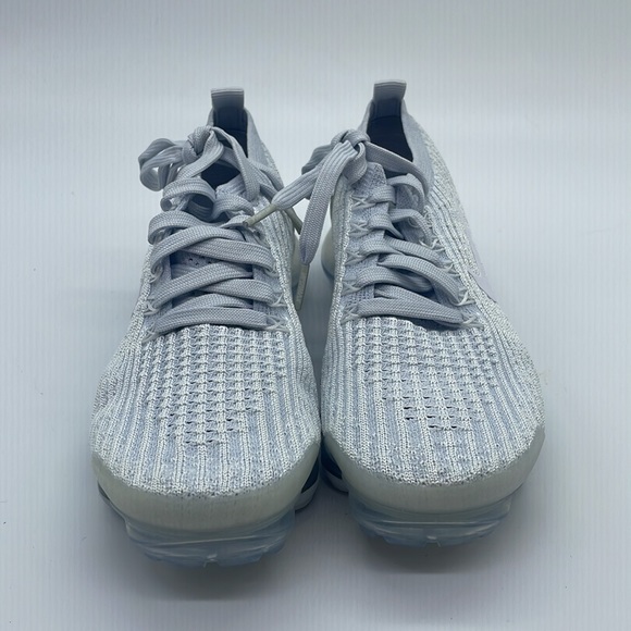 Nike Air VaporMaxFlyknit 3 Womens US Platinum Running Shoes AJ6910-100 - Picture 3 of 4